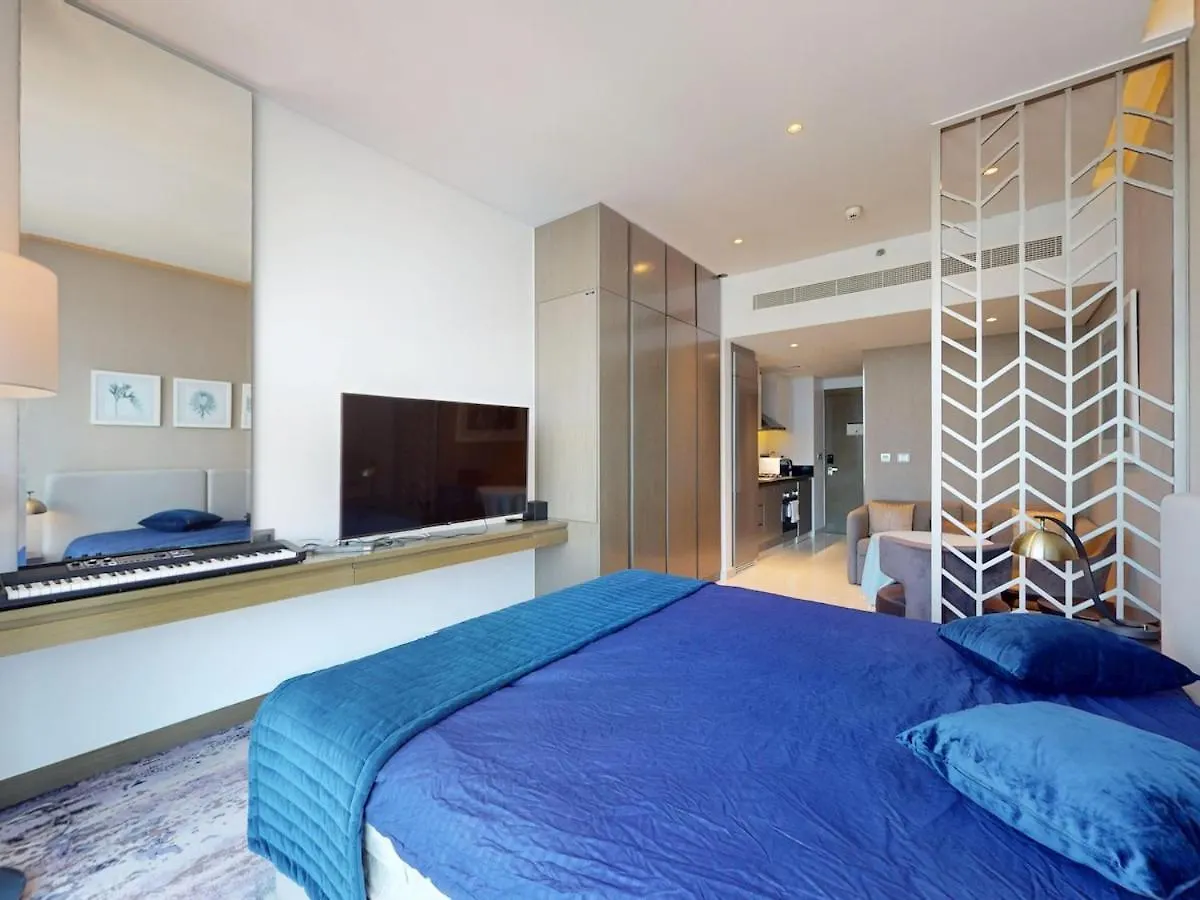 Apartment Canal View Luxury Studio Dubai