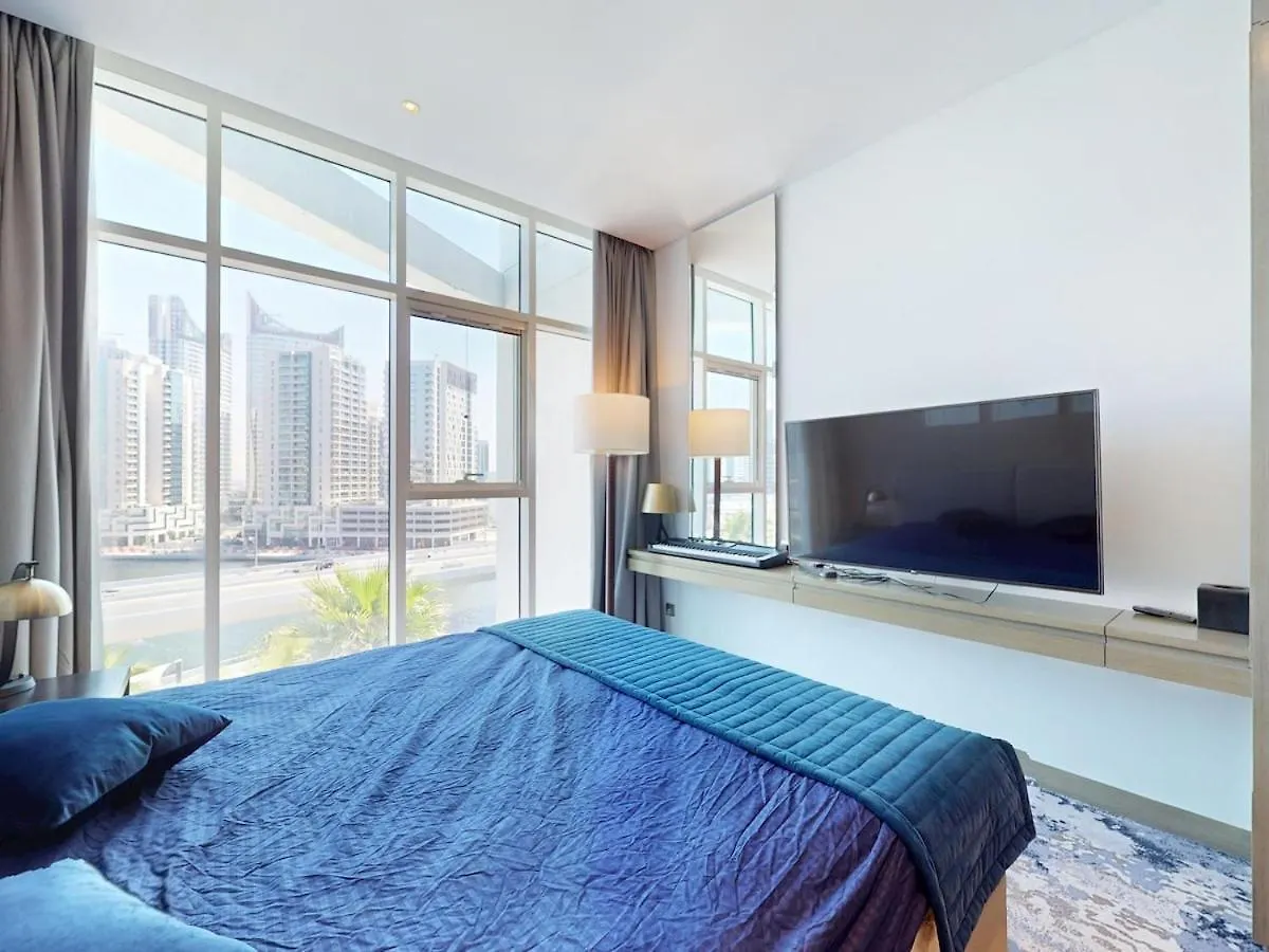Canal View Luxury Studio Dubai Apartment